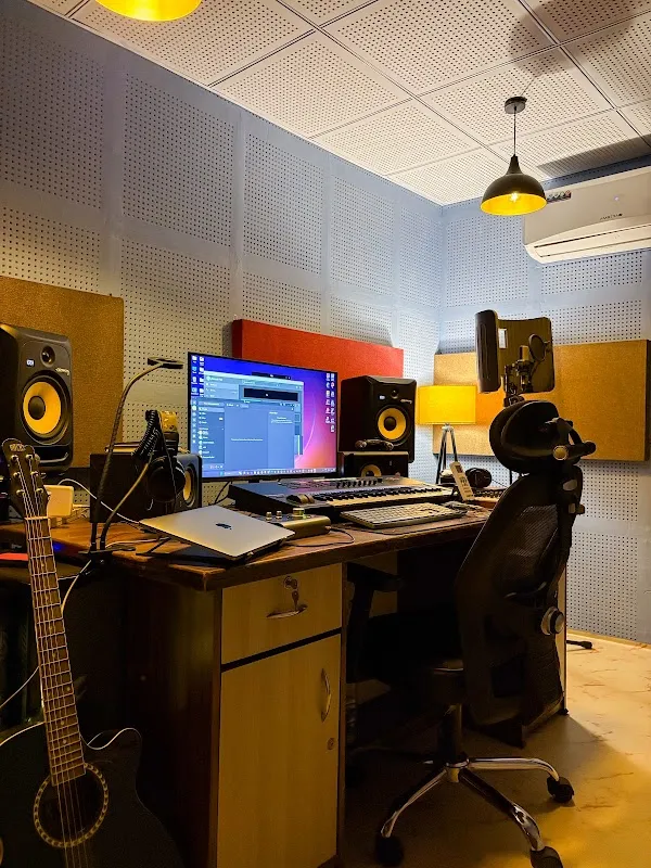 Real goat records (music studio)