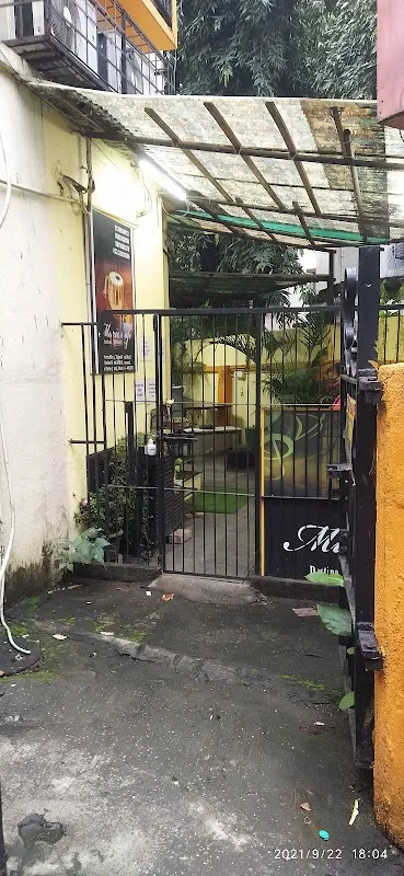 Muzic Cafe Rehearsal & Recording Studio