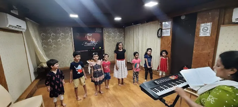 Muzic Cafe Rehearsal & Recording Studio