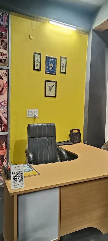 DANCE WORLD STUDIO