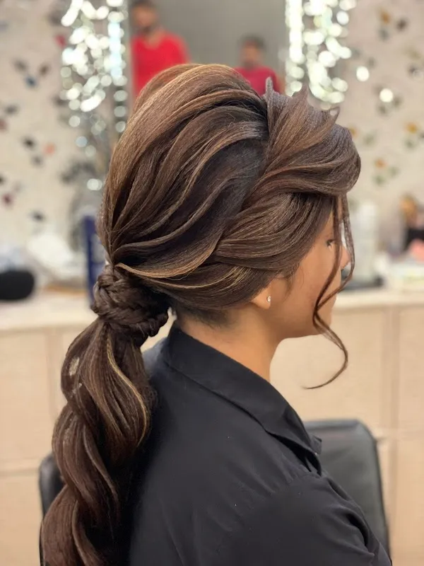 Bharti Taneja's ALPS Beauty Salon