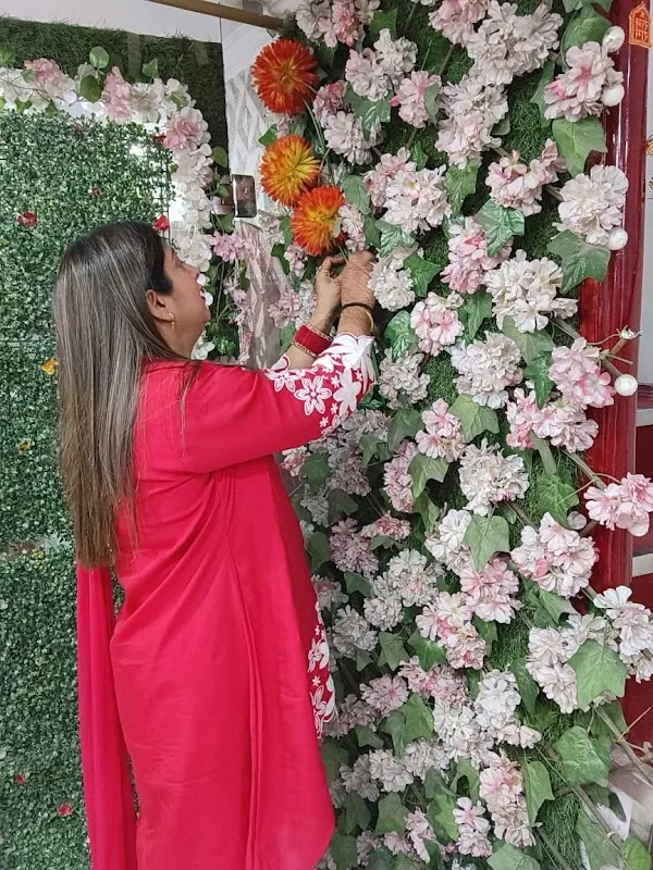 Bharti Taneja's ALPS Beauty Salon