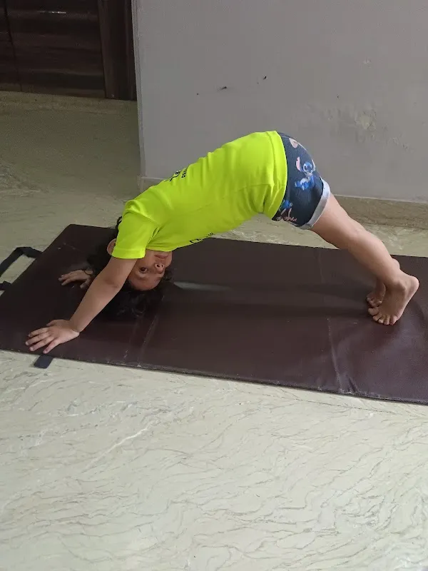 Praptiyog+ aerial yog+iyenger rope+Cupping hijama therapy+ bone setting centre
