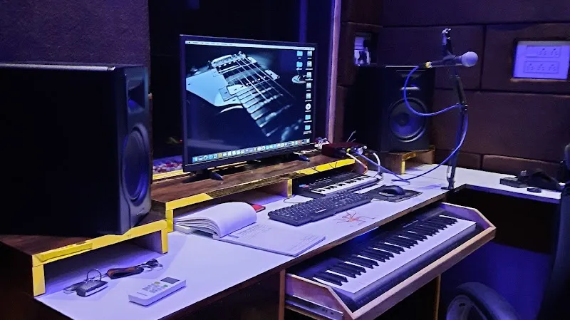 Vintage clef studio