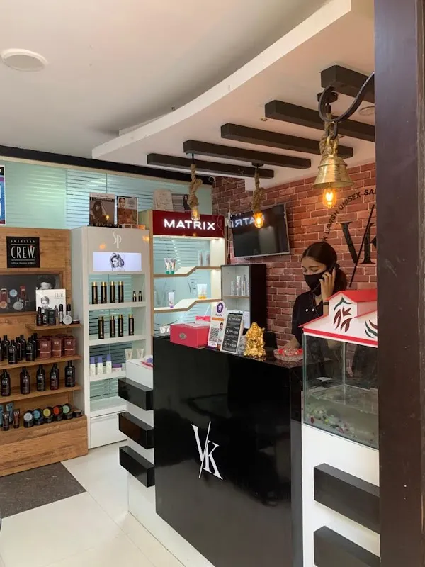 VK Lavish Unisex Salon