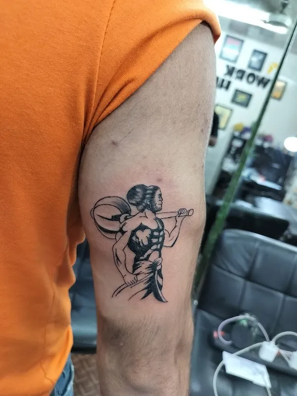 Jk tattoo & nails