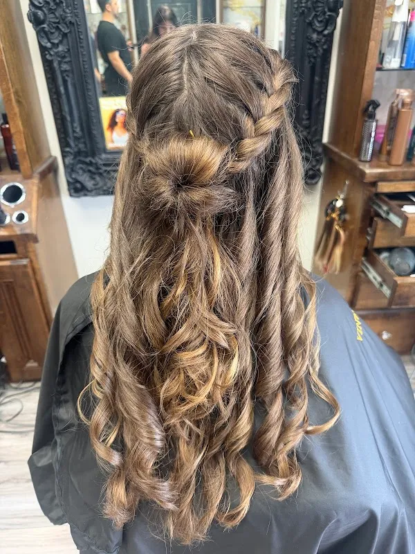 Vintage Park Salon