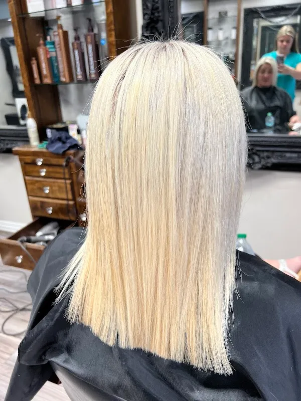 Vintage Park Salon