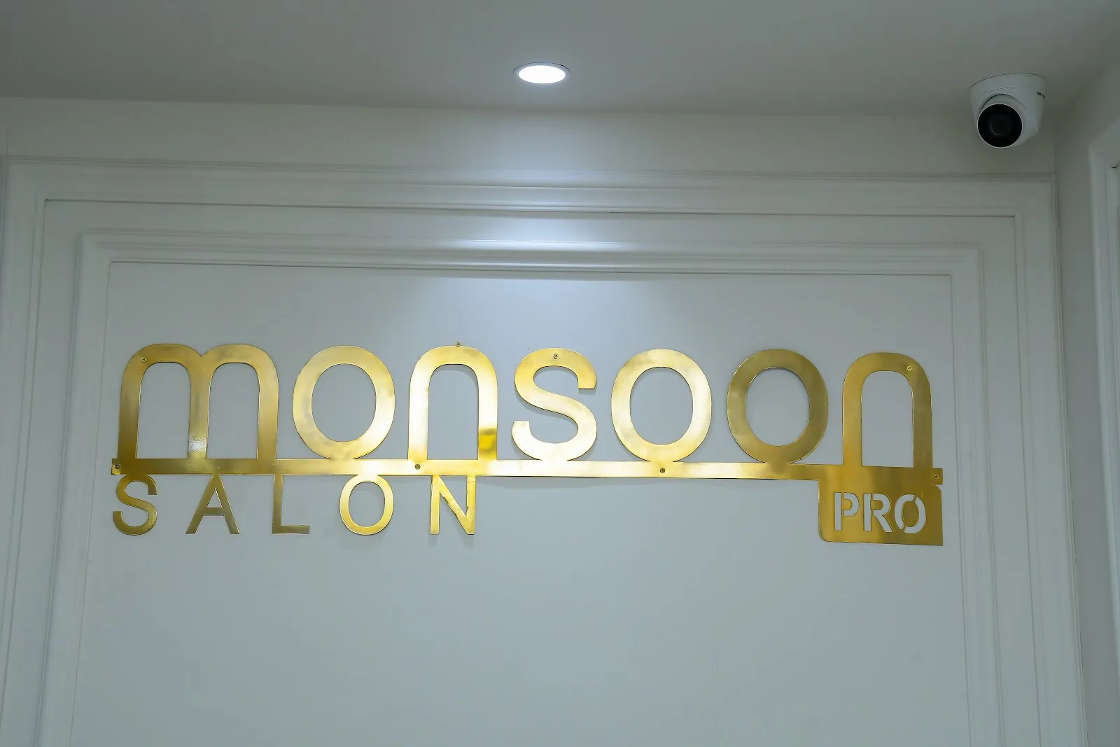 Monsoon Salon Pro Cambridge Layout Bangalore