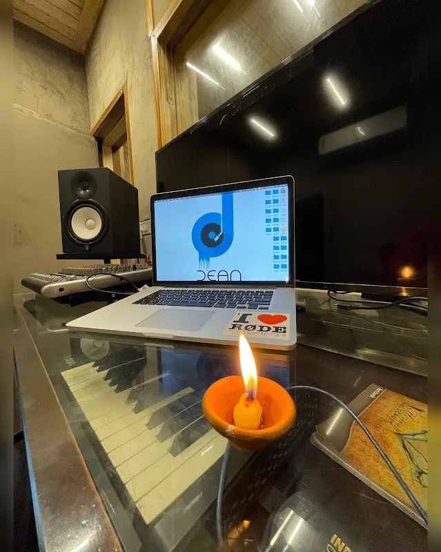 Dean Music Studio (Recording Studio)