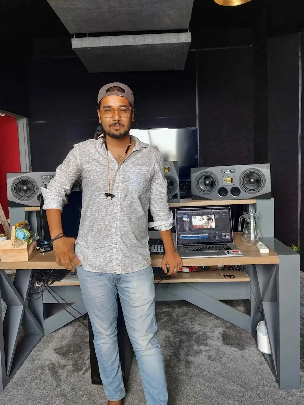 Dean Music Studio (Recording Studio)