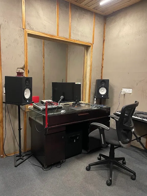 Dean Music Studio (Recording Studio)