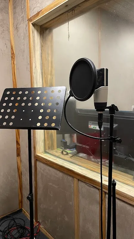 Dean Music Studio (Recording Studio)
