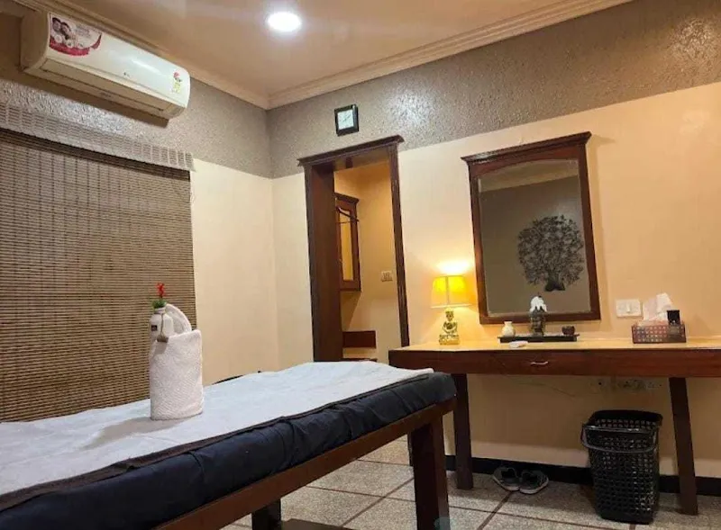 Rose Spa And Massage Service In Paharganj
