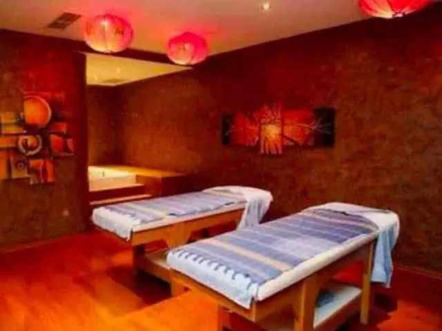 Rose Spa And Massage Service In Paharganj
