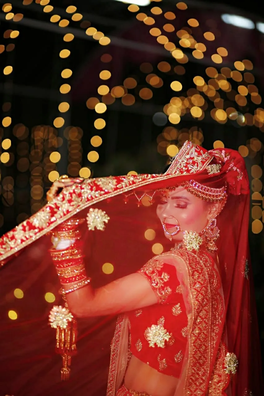 SMRITI MAKEOVERS