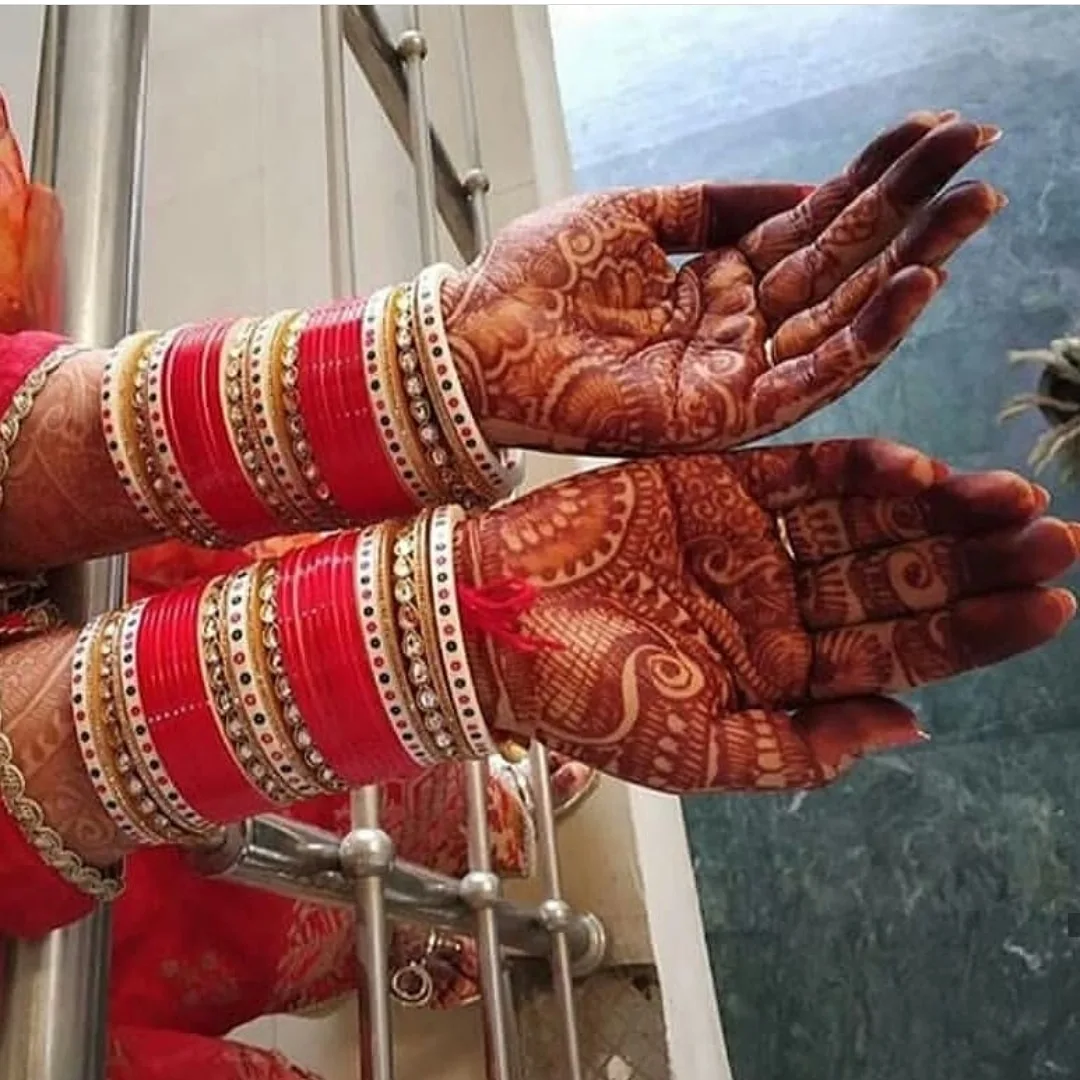 SMRITI MAKEOVERS