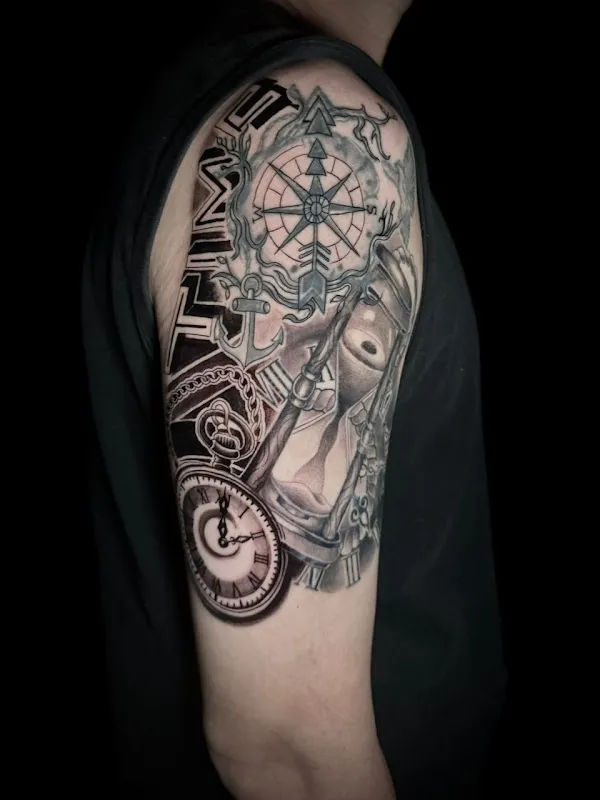 Sunskin Studio Tattoo • Piercing 彫日纹身