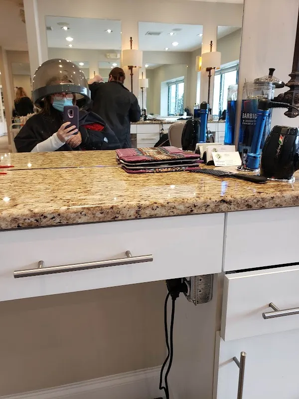 Bellucci Salon & Day Spa