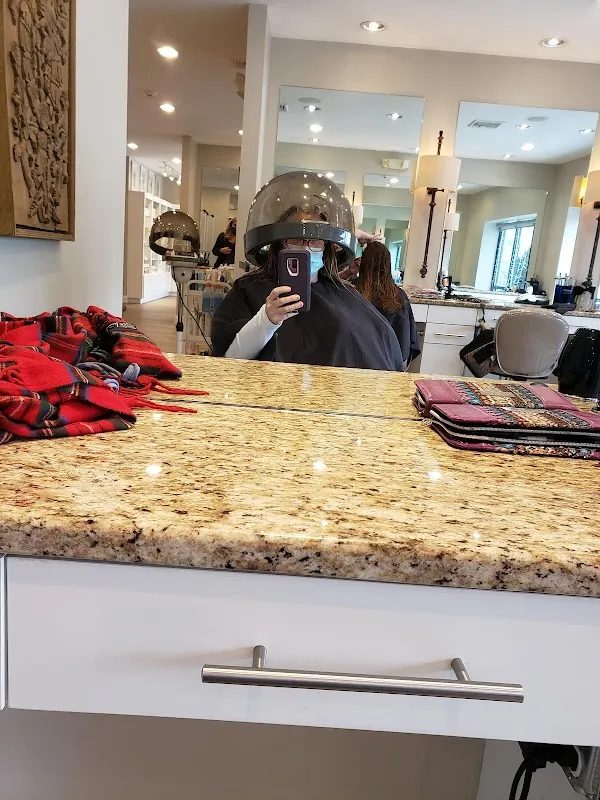 Bellucci Salon & Day Spa