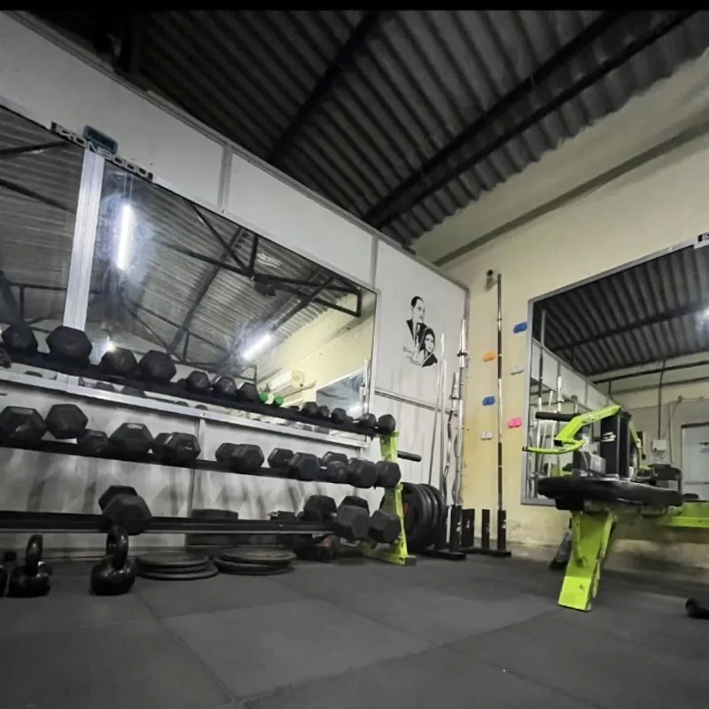 IRON FITNESS
