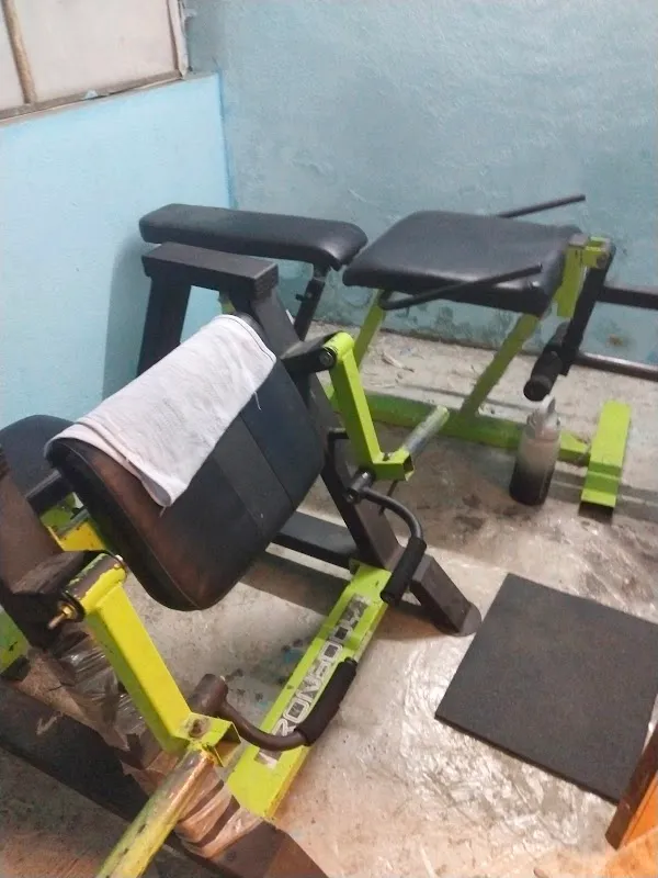 IRON FITNESS
