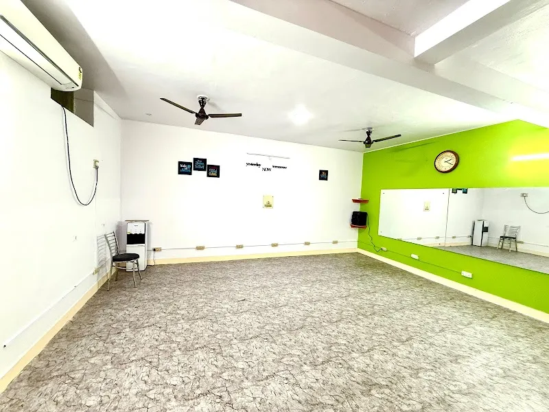 UNLOCK FITNESS STUDIO