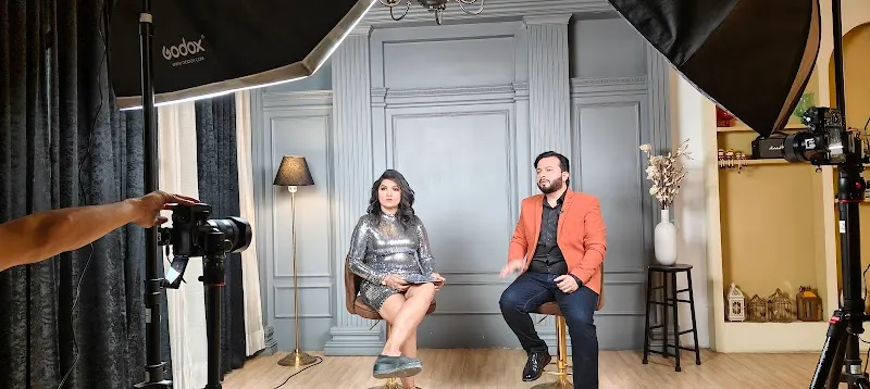 Clicks on Rent- A photoshoot location in Delhi