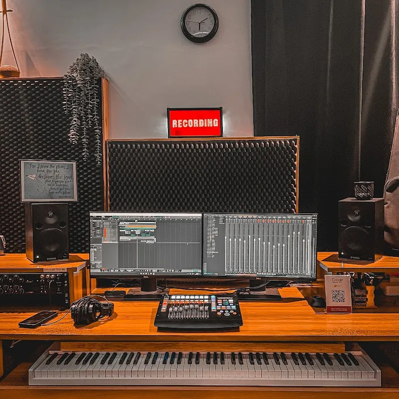 SoundHill Studios