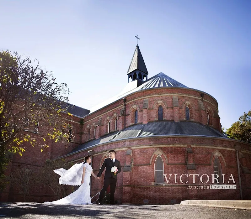 victoria bridal house