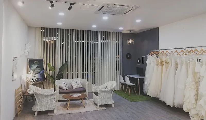 victoria bridal house