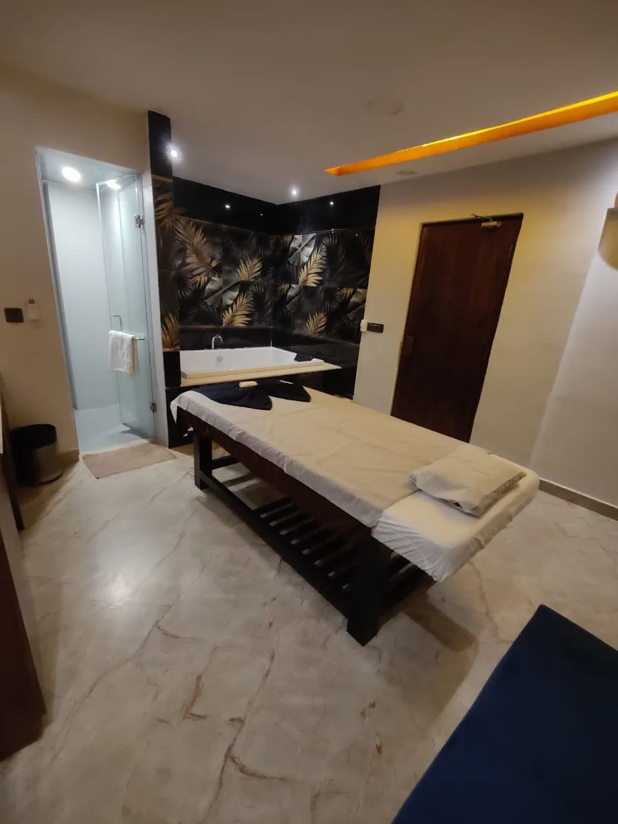 Lakeview SPA Faridabad, Massage Center in Faridabad