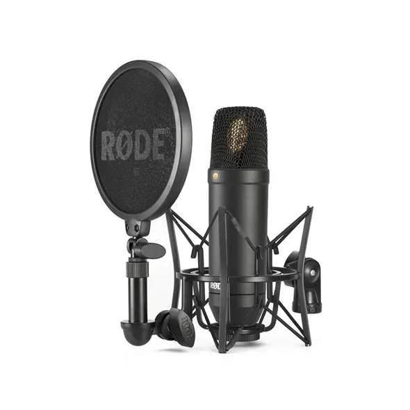 MICROPHONE PODCAST STUDIO