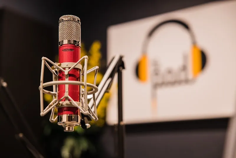 AZ Pod Studio