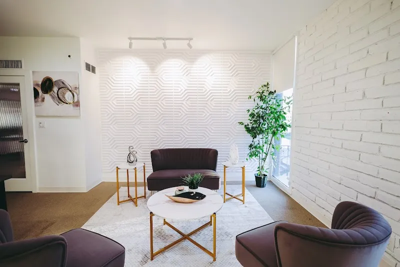 AZ Pod Studio