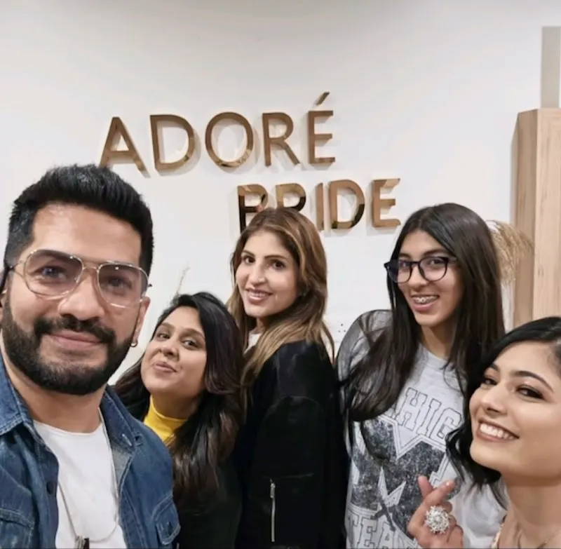 Adore - Unisex Luxury Salon