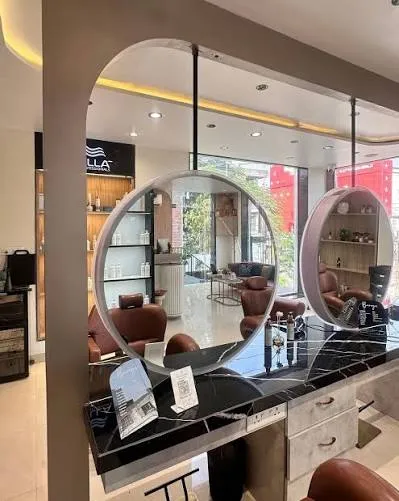 Adore - Unisex Luxury Salon