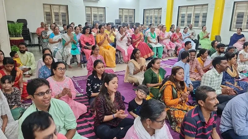 Art Of Living Yoga Classes