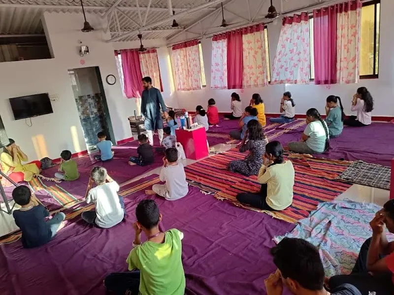 Art Of Living Yoga Classes