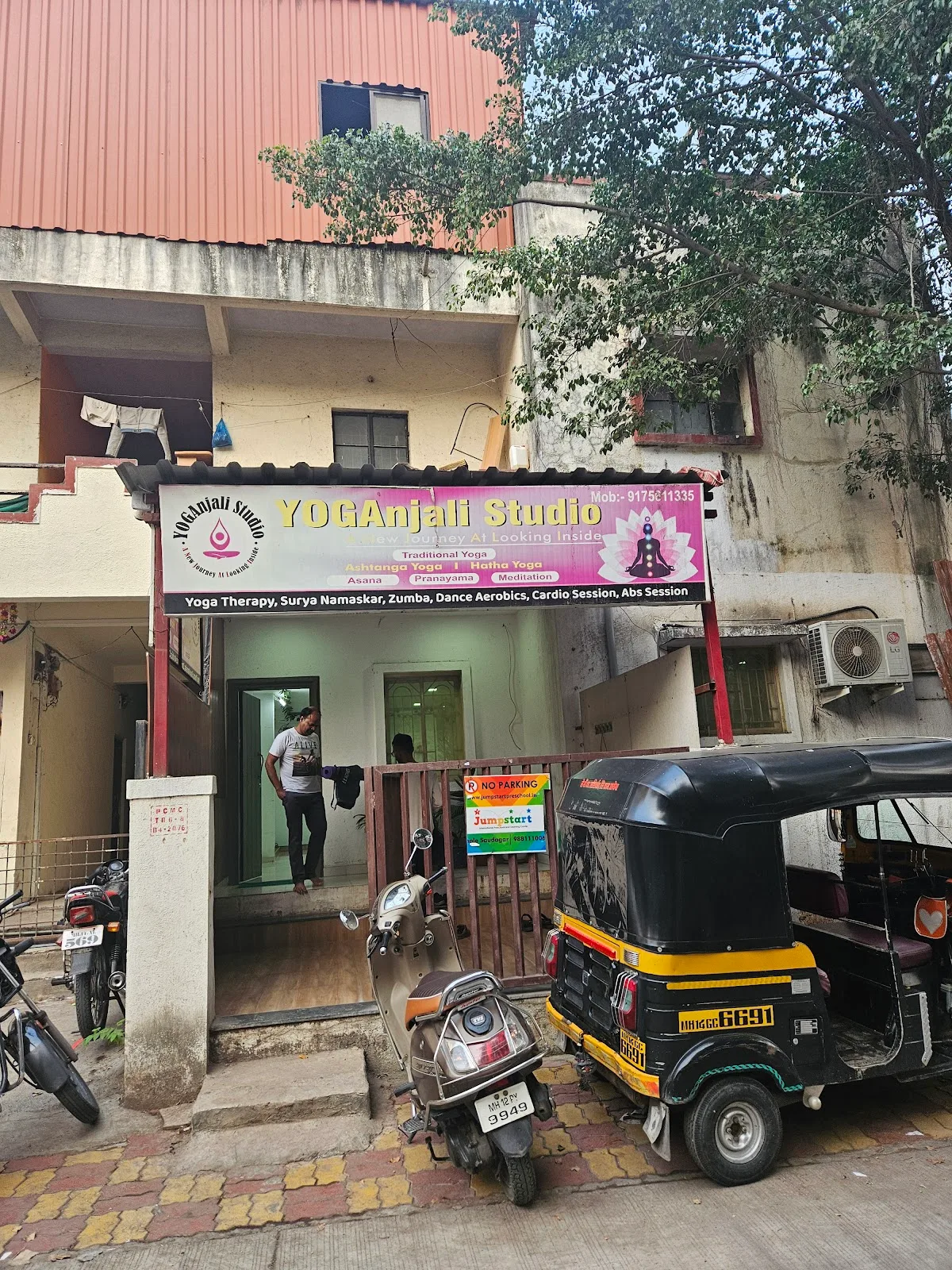 YOGAnjali Studio