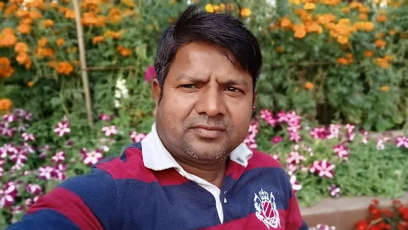 Sharda Digital Photo Studio