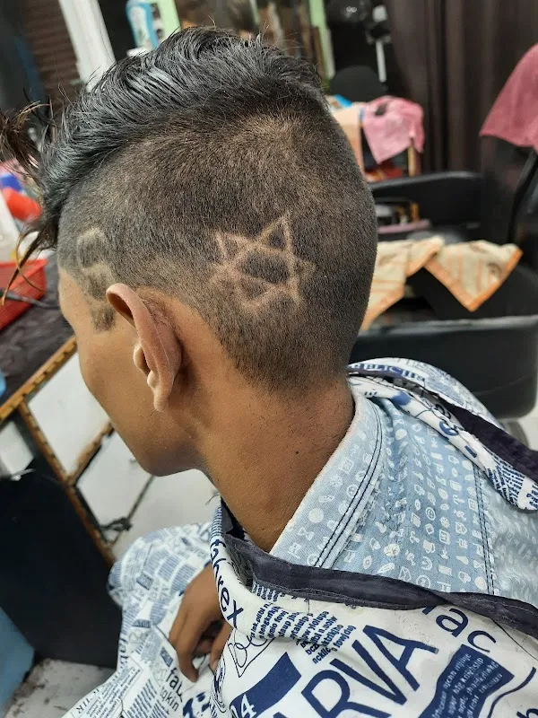 Zion Men's Beauty Parlour