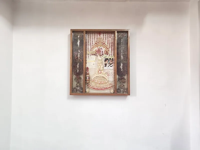 Rang Saaz by Surabhi | Resin Art | Fabric Painting