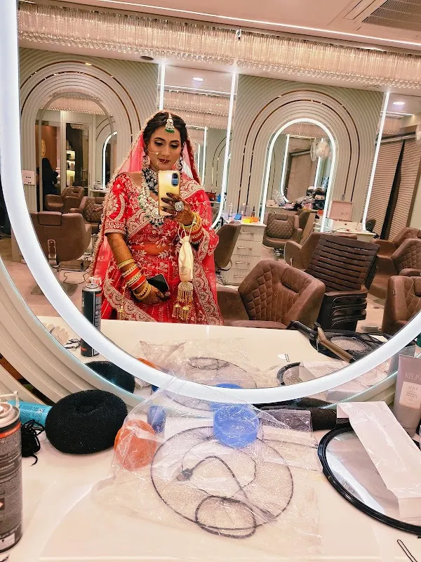 The Sneh's Hair & Beauty Point