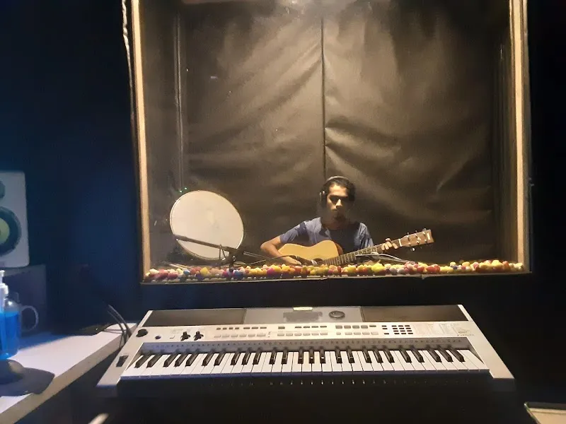 Sound Box Studio & Jamming Studio