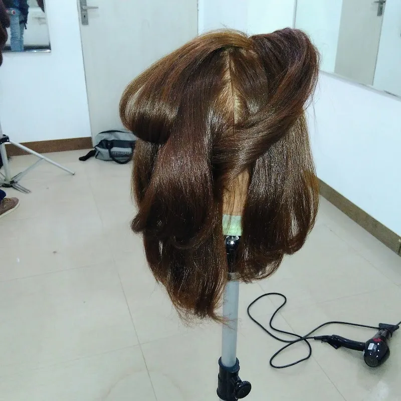 IQRA UNISEX HAIR & BEAUTY SALON