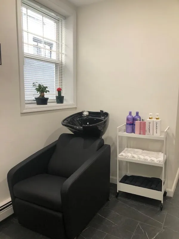 Maja Hair Salon