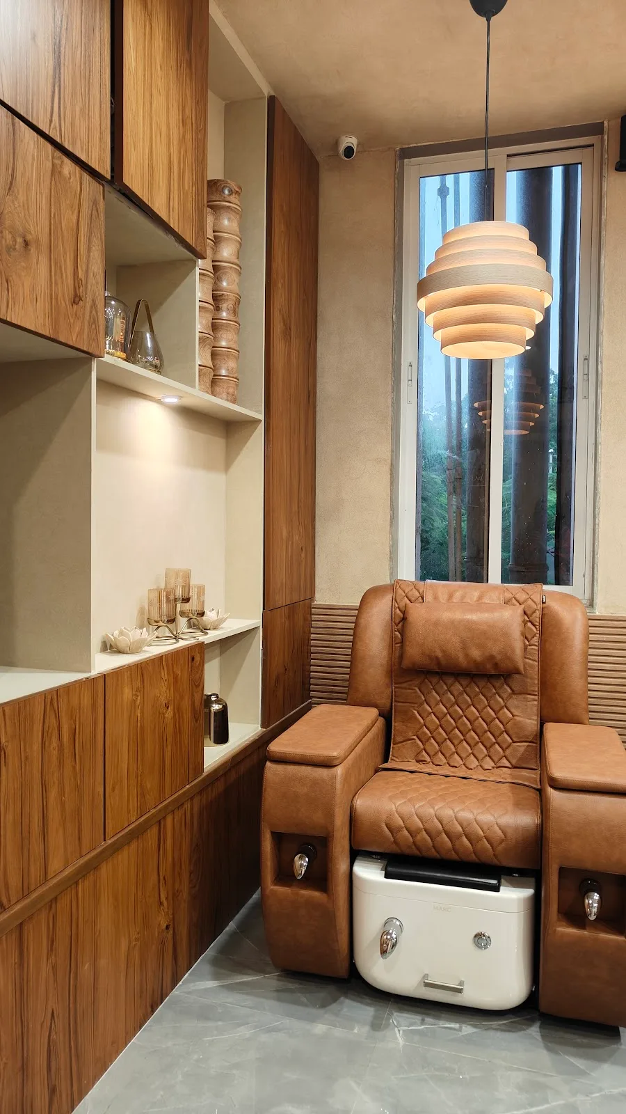 Splash Salon, Juhu