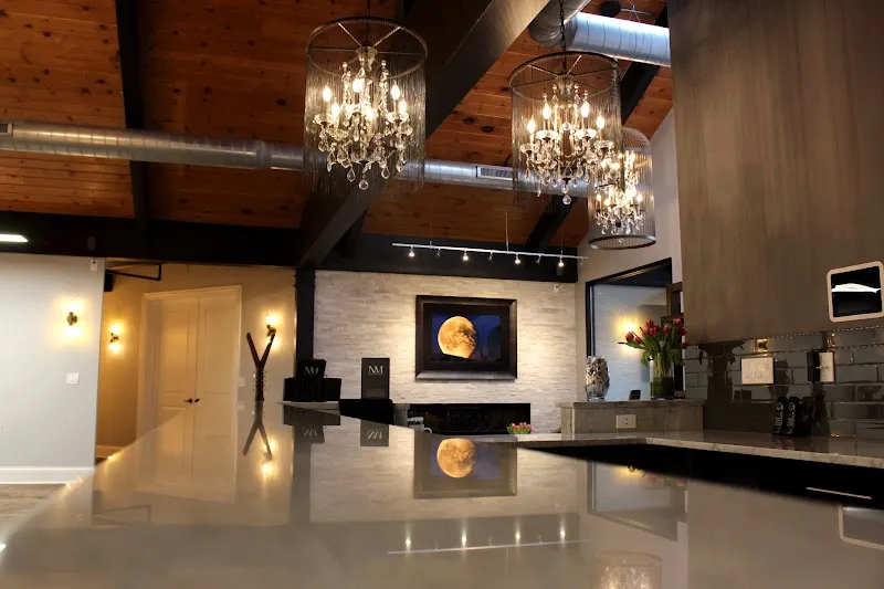 Niki Moon Salon & Spa