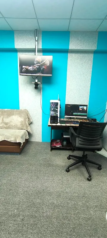LEVEL UP STUDIO